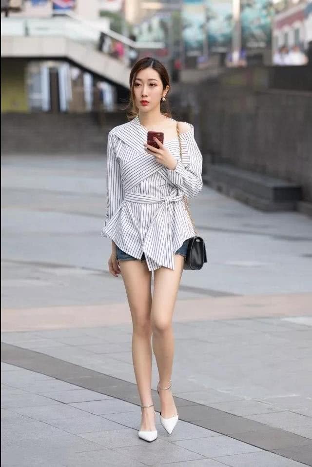街头尤物个个珠圆玉润，紧身穿搭勾勒出迷人曲线，图8惊艳路人