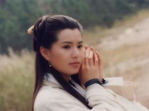  【神仙姐姐】旗袍照惊艳全网，还是当年的神仙姐姐，这颜值真52岁了吗？