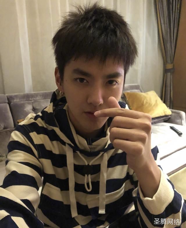 吴亦凡吸毒事件澄清胜诉后，网友调侃：造谣成本真便宜！