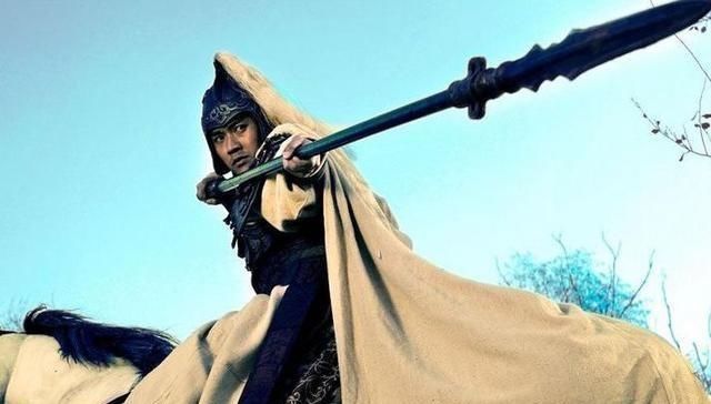  「武将」别被骗了，这才是真实三国武将排名，关羽仅排第4，前2名太强了
