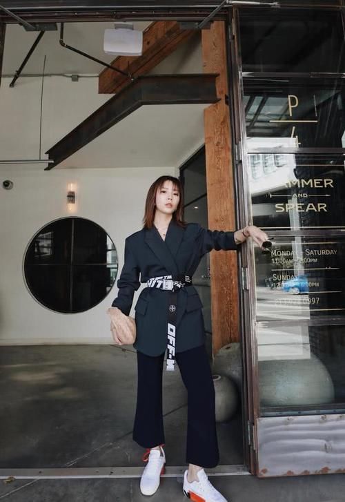  别人：同样是小个子，为什么别人能穿出大长腿？那是因为你不会搭配