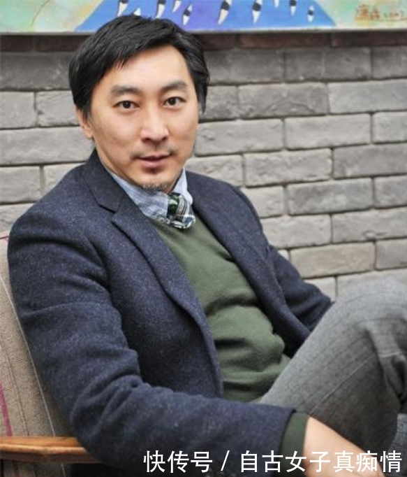 陈冠希是怎么爱上秦舒培的