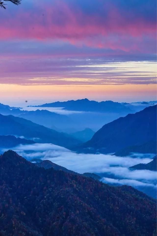 秦岭深藏敢与九寨沟媲美的地方！有条惊艳的自驾公路