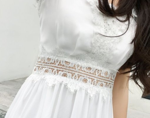 带老婆海边浪，非要穿:露背沙滩裙，不输比基尼，看着真不放心