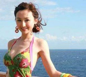 电视剧:因长得太美受打压,在TVB当10年配角,现咸鱼翻身挑大梁