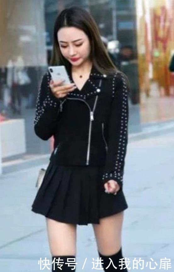 「美女」街拍:身材凹凸有致的美女小姐姐,时尚又性感的穿搭,气质十足!