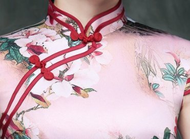 旗袍佳人，暗香浮动，优雅到了骨子里，尽显好身材