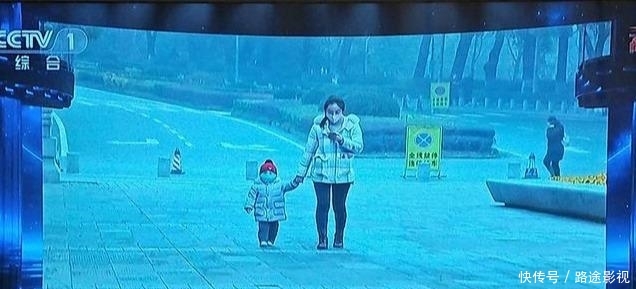 央视春晚佟丽娅的口红