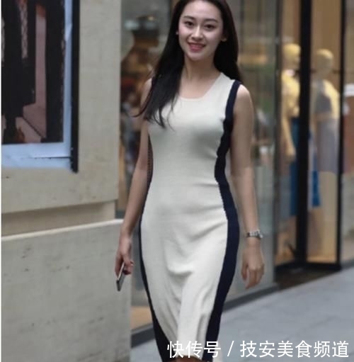  [小姐姐]小姐姐“黑白配”连衣裙，不仅优雅，还成为街上动人的风景线！