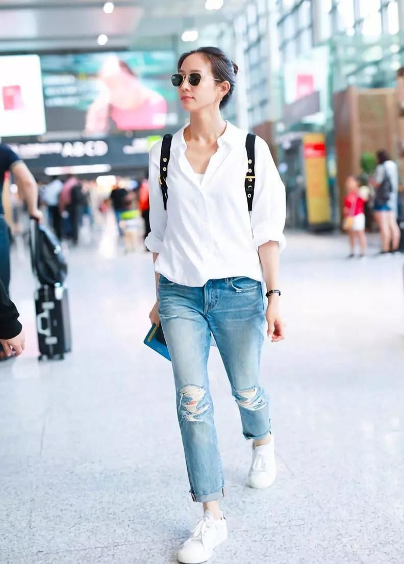 张钧宁随着《如懿传》再次大火，一身晚礼服光彩照人，时髦得飞起