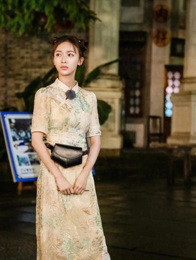  太美@中国风东方美,细数明星们的旗袍造型