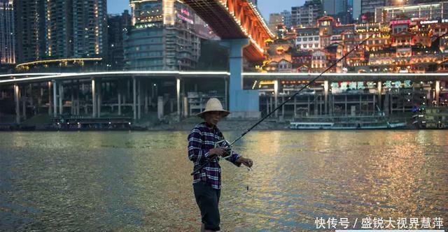  #拖累#重庆，你还要被网红拖累多久