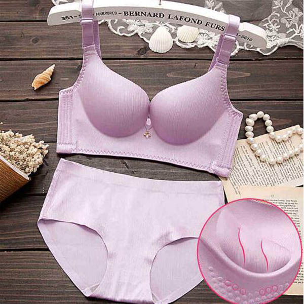 快把传统文胸扔了吧!现流行这样穿，超薄聚拢，有型更有女人味