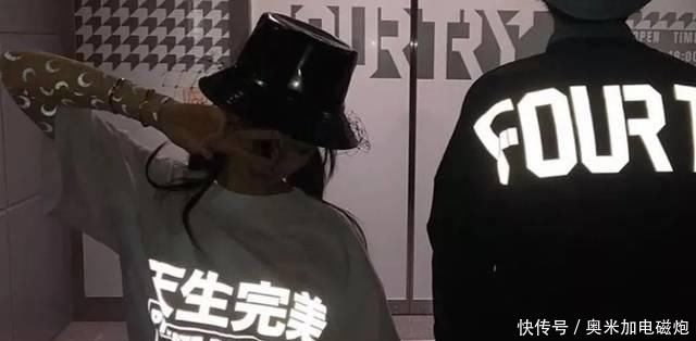 「反光设计」最时髦的人都在穿这件衣服