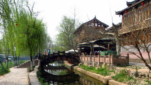 四川的安宁小镇，生活并不富裕但异常清闲，仿佛回到了古代！