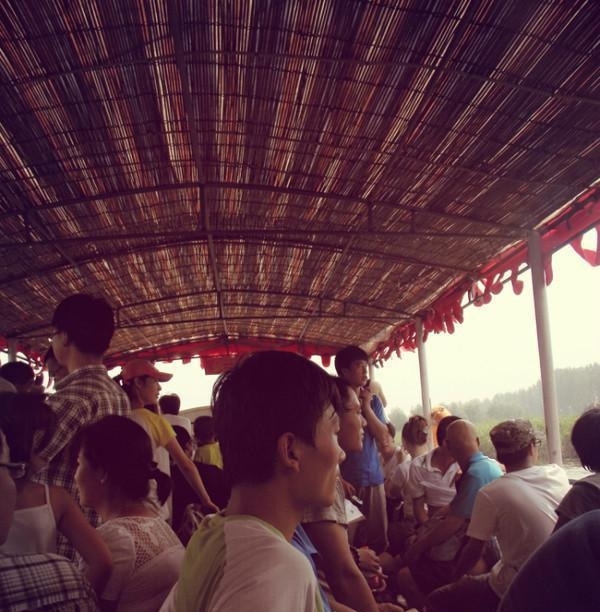 游客购买门票后不让进, 只能在门口出游玩! 中国最坑人的景区!