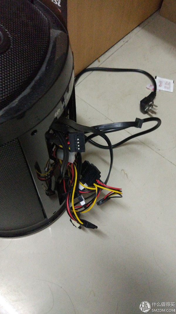 还在找合适的NAS机箱吗?-强力推荐的NAS机箱改造