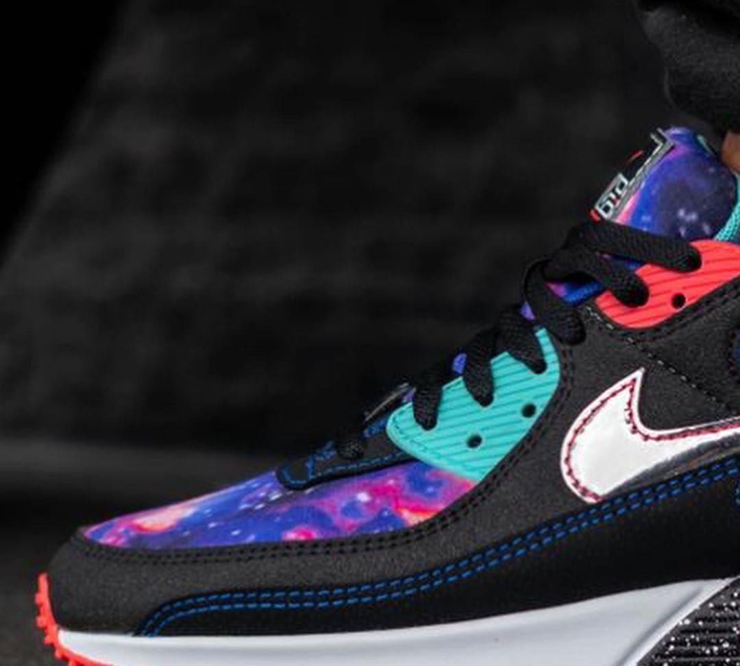  [Max]迷人的超人气星空主题！这双Air Max 90上脚真不错