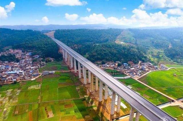 石泸高速红河段通车试运行,这些沿途美景不要错过啦