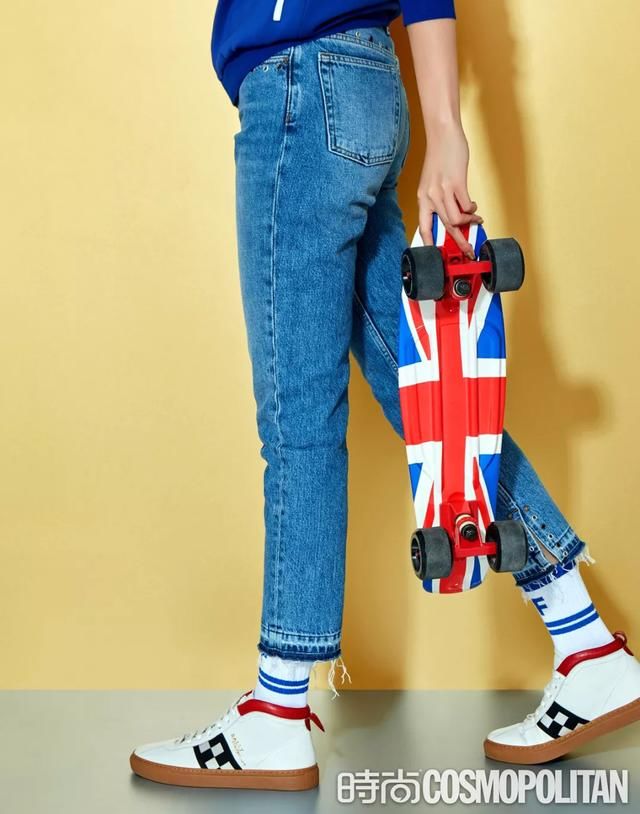 戳进来｜看完了她们的穿搭，我立刻丢掉了鞋柜里的高跟鞋！