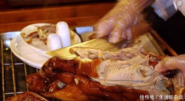 实拍北京全聚德烤鸭店里面不可告人秘密,明明