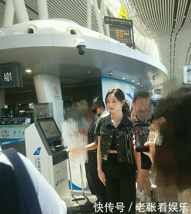 [多网友表示]赵丽颖老了颜值被周洁琼、张慧雯碾压，《有匪》剧中导演给配角加戏