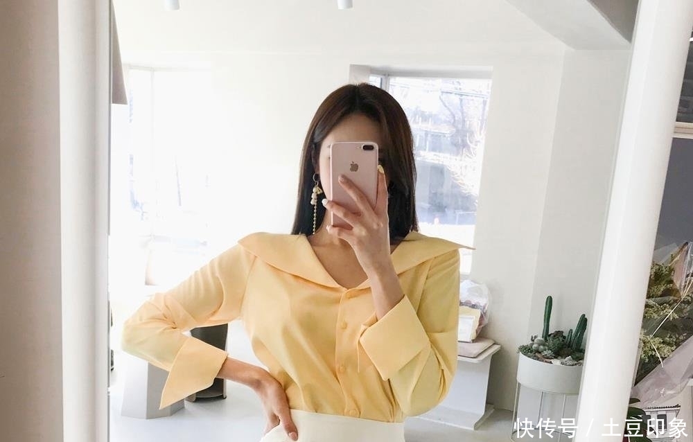 「芒果」女神孙允珠,穿芒果色青春气息套裙,冰肌玉骨娇艳欲滴