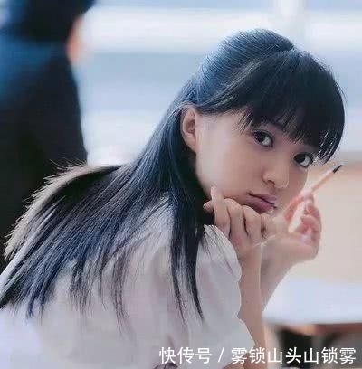 头发是有层次感:12款气质爆棚清新编发造型,打造田园小清新!