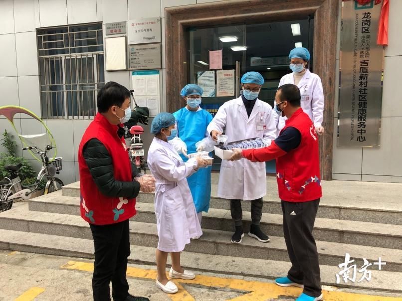  社区网格：守好防疫“最后一米”：深圳网格化管理畅通战疫“末