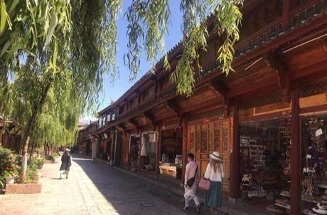 如今的丽江古城一言难尽,是游客抛弃了古城 还是古城抛弃了游客