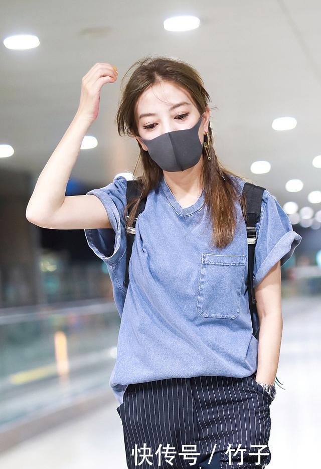 赵薇瘦了衣品也上升，穿牛仔短袖走机场，一点儿不输35岁黄圣依！