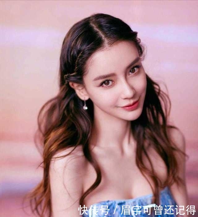 穿搭:Angelababy火了,扎发造型配抹胸连衣裙苗条淑女,不像生过娃的人