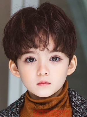 小男孩留什么刘海好看 帅气男神从小开始培养