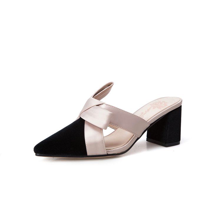 穿上这种性感时尚的高跟鞋鞋，充满魅力，洋气贼嫩美