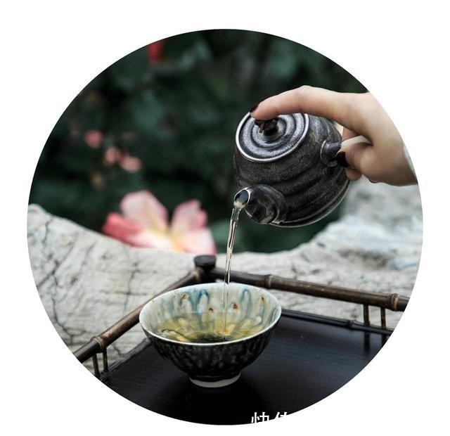 亲卿爱卿,是以卿卿,我不卿卿,谁当卿卿?古代