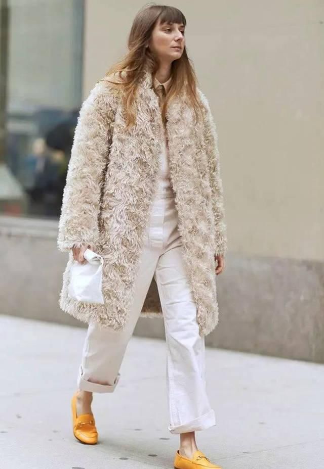  更具：都知道乐福鞋显英伦风，可你穿对了吗？配这4款裤子更具时尚范