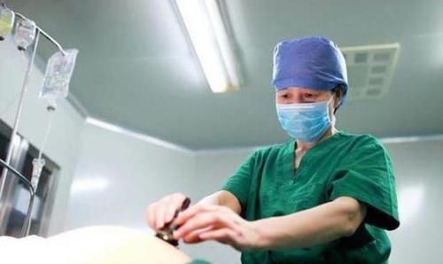  「受疼能力」剖腹产麻醉用的针头有多粗看着肉疼，男人珍惜为你生娃的女人吧