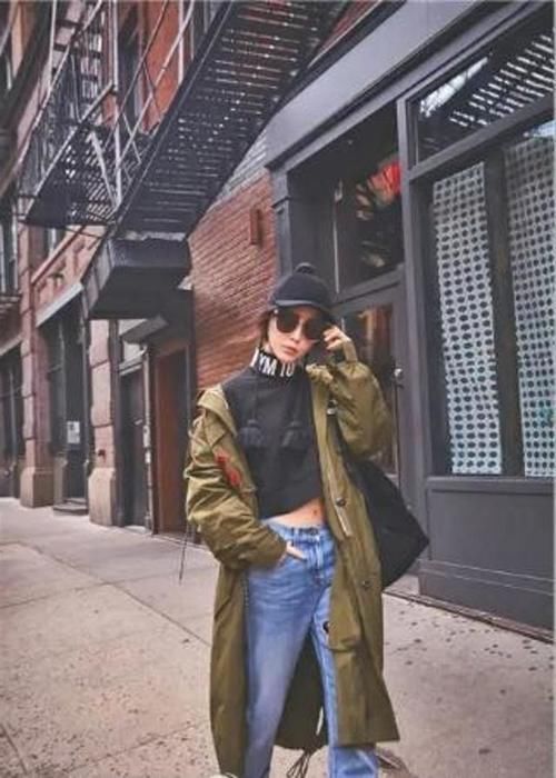「冬天」人像摄影,冬天穿露脐装街拍,美得像18岁少女