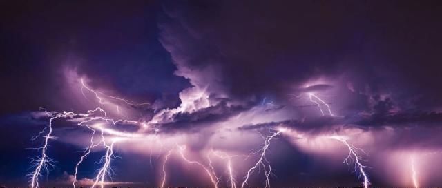 摄影技巧：闪电怎么拍？以下拍摄要点要掌握