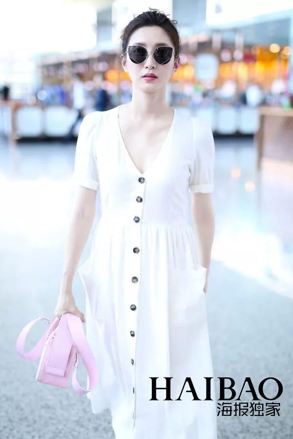 朱亚文女儿这么可爱!关晓彤鹿晗都见过家长了?【海报街拍】