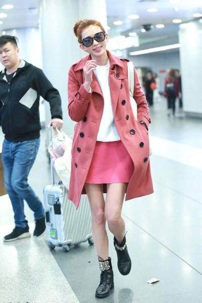 林志玲这身材太恨人! 裙子完全盖不住, 网友: 旁边高晓松都吓跑了