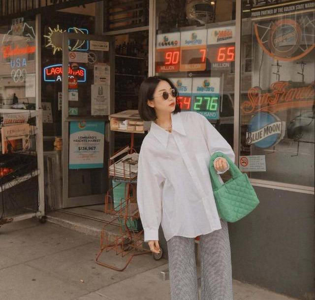  「上班」初春穿搭,高级平价斜挎包,日常上班都可以