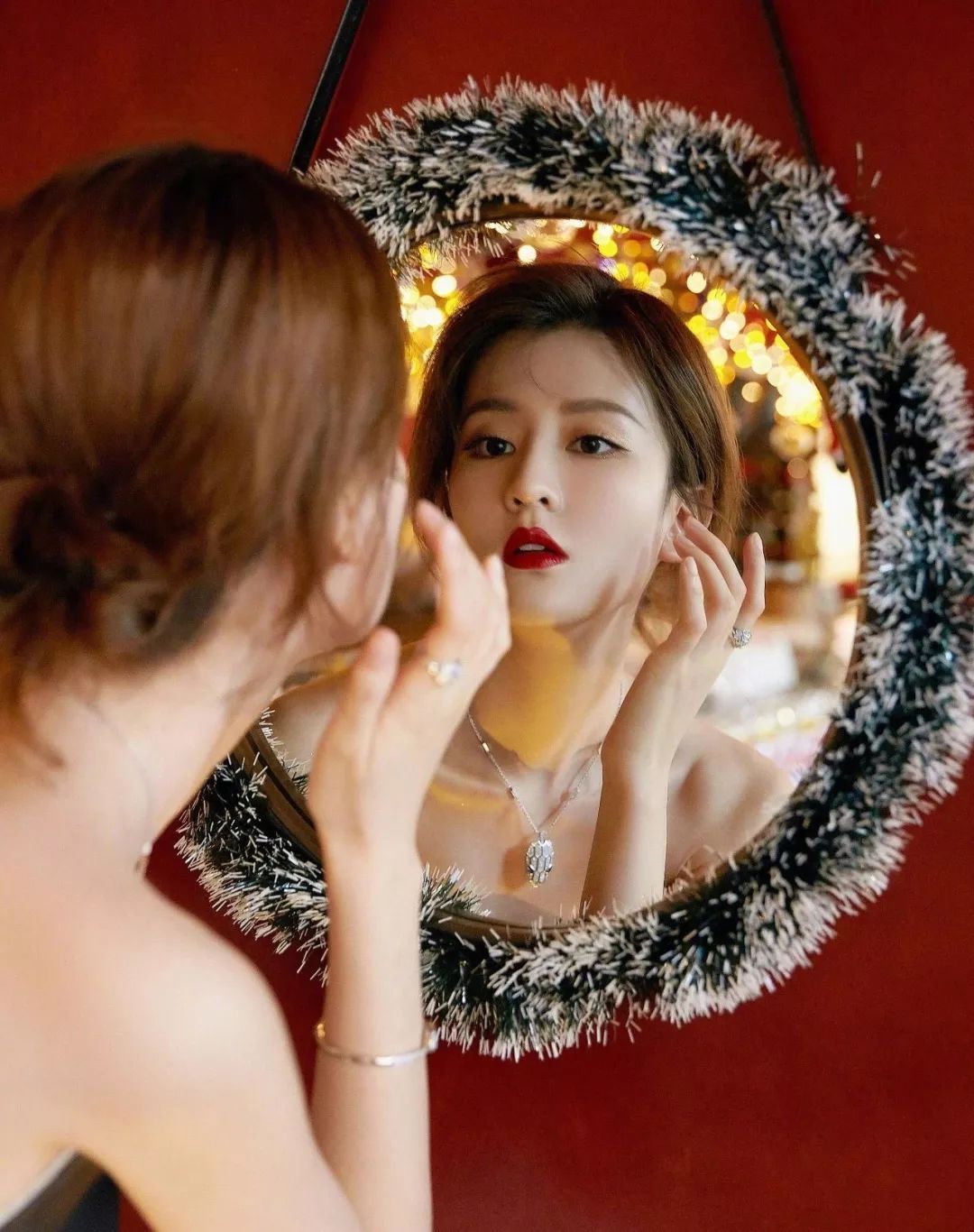  #杨紫#赵丽颖VS杨紫，谁才是“换头”女明星？