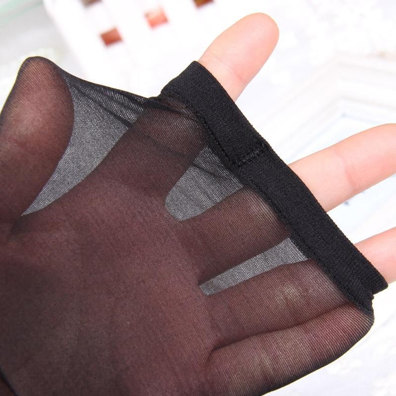 女人夏天不能穿丝袜?下面小姐姐教你丝袜配短裙，穿出独特气质