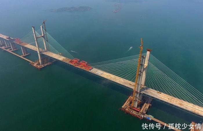 台湾海峡最窄处，可以填海造陆修跨海大桥吗？专家给出这样解释！