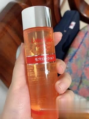 「拔草」那些被广告捧红的护肤品，其实也没那么好用！快来拔草吧