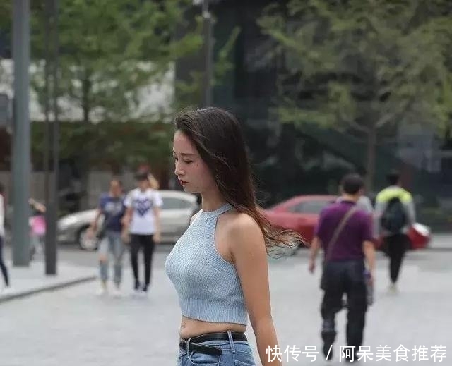 『气质』高跟鞋气质中带着典雅,凸显出女生美好的气质