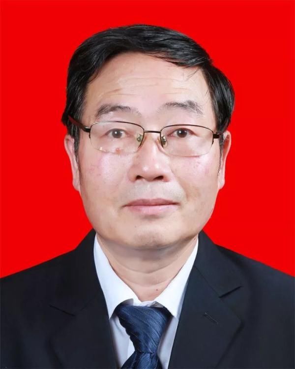 关于王隆等同志任前公示的公告