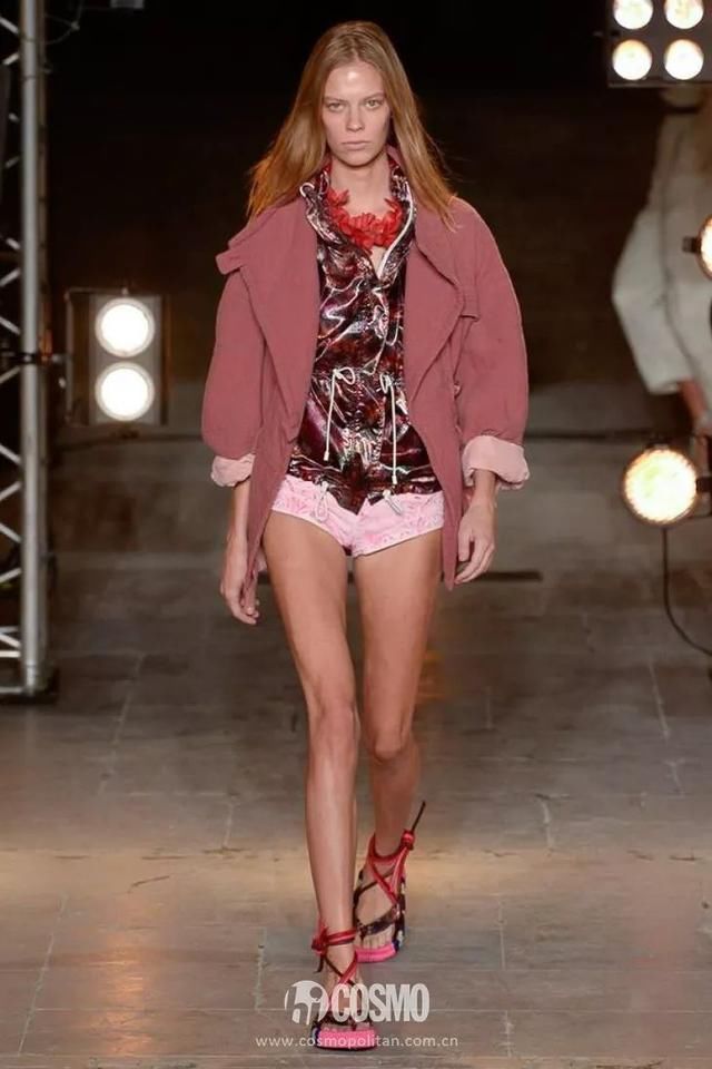 时髦办|骑行裤是被卡戴珊家族带火的?把戴安娜王妃放在哪里!