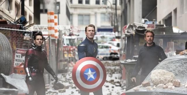 「埋伏」《复联4》删减片段，红女巫救援奇异博士，为《奇异博士2》埋伏笔